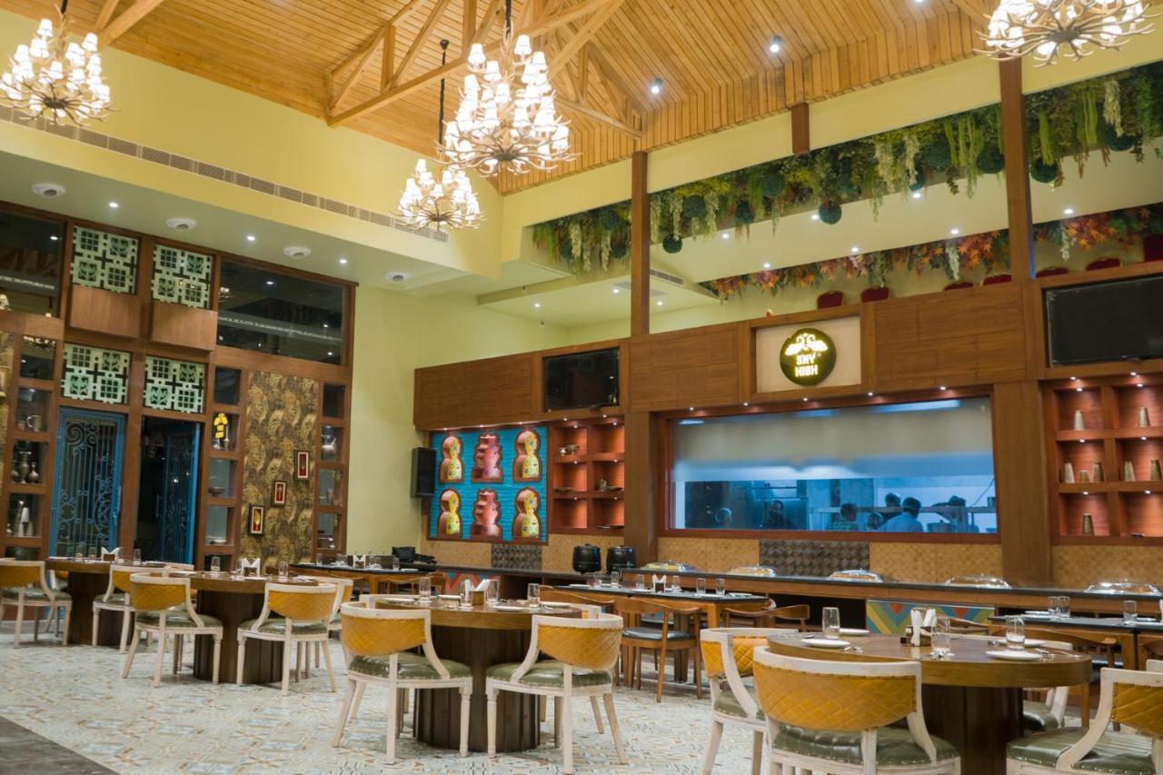 Clarks Inn Suites Kangra Ngoại thất bức ảnh