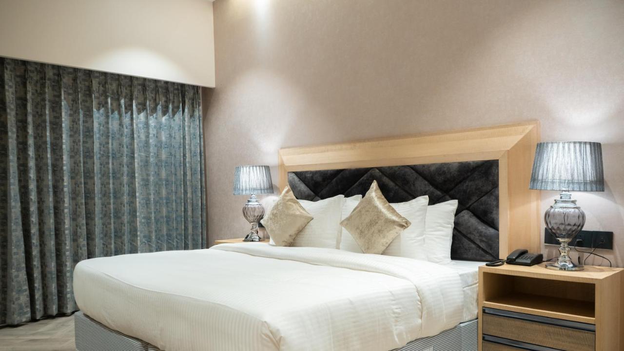 Clarks Inn Suites Kangra Ngoại thất bức ảnh